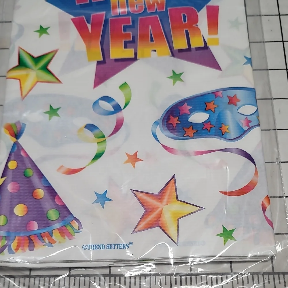 Happy New Year, Paper Table Cover 57390 by‎ Trend Setters  NIP 54